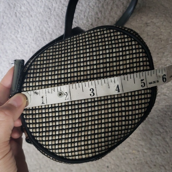 Kate spade new york vintage baguette purse cream beige and black shoulder bag - Picture 11 of 12